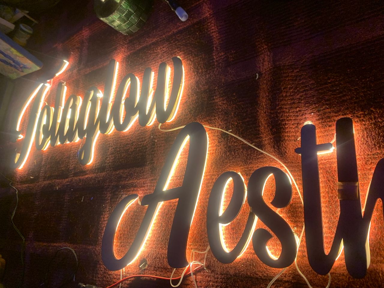Illuminated 3D signage